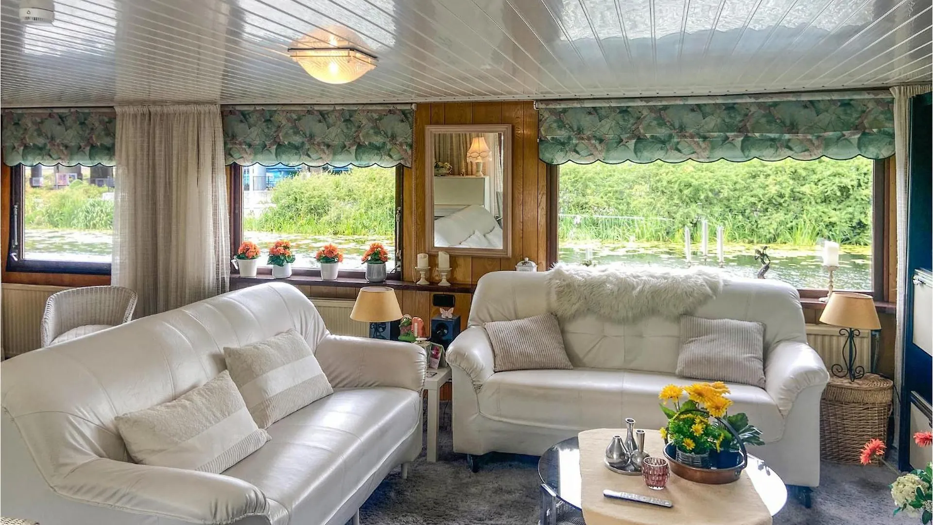 Beautiful Ship-Boat In Rotterdam With Wifi And 2 Bedrooms 0*,